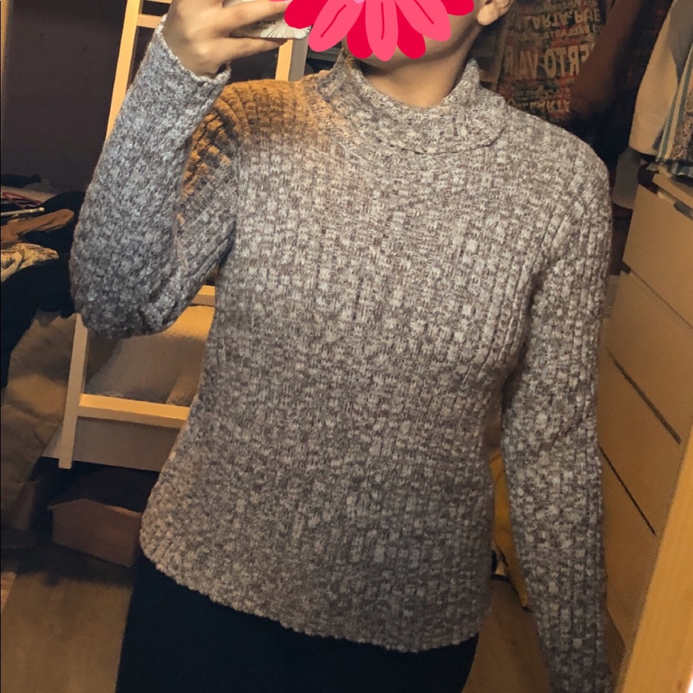 Long sleeve turtle neck